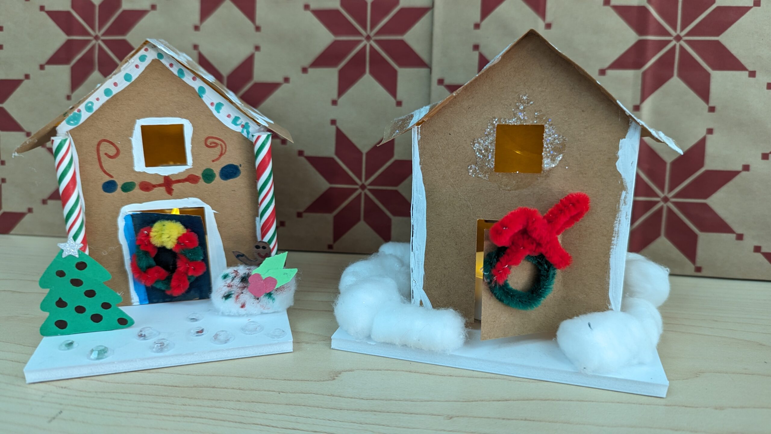 Gingerbread House lantern PXL_20231221_195407320 (1)