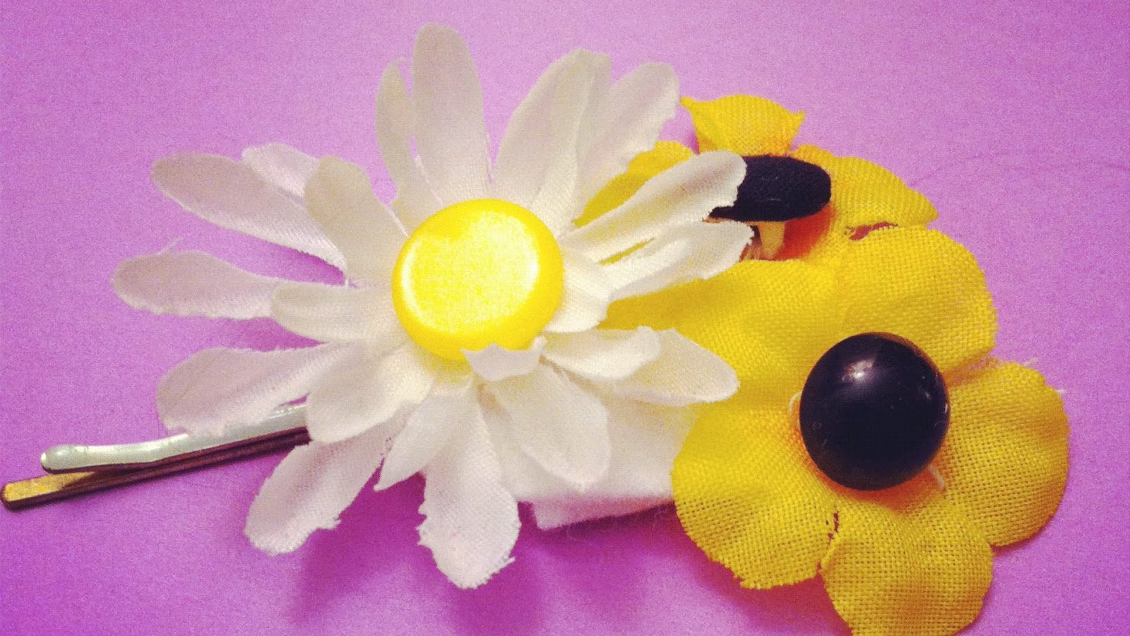 Flowery buttony cuteness! IMG_0826