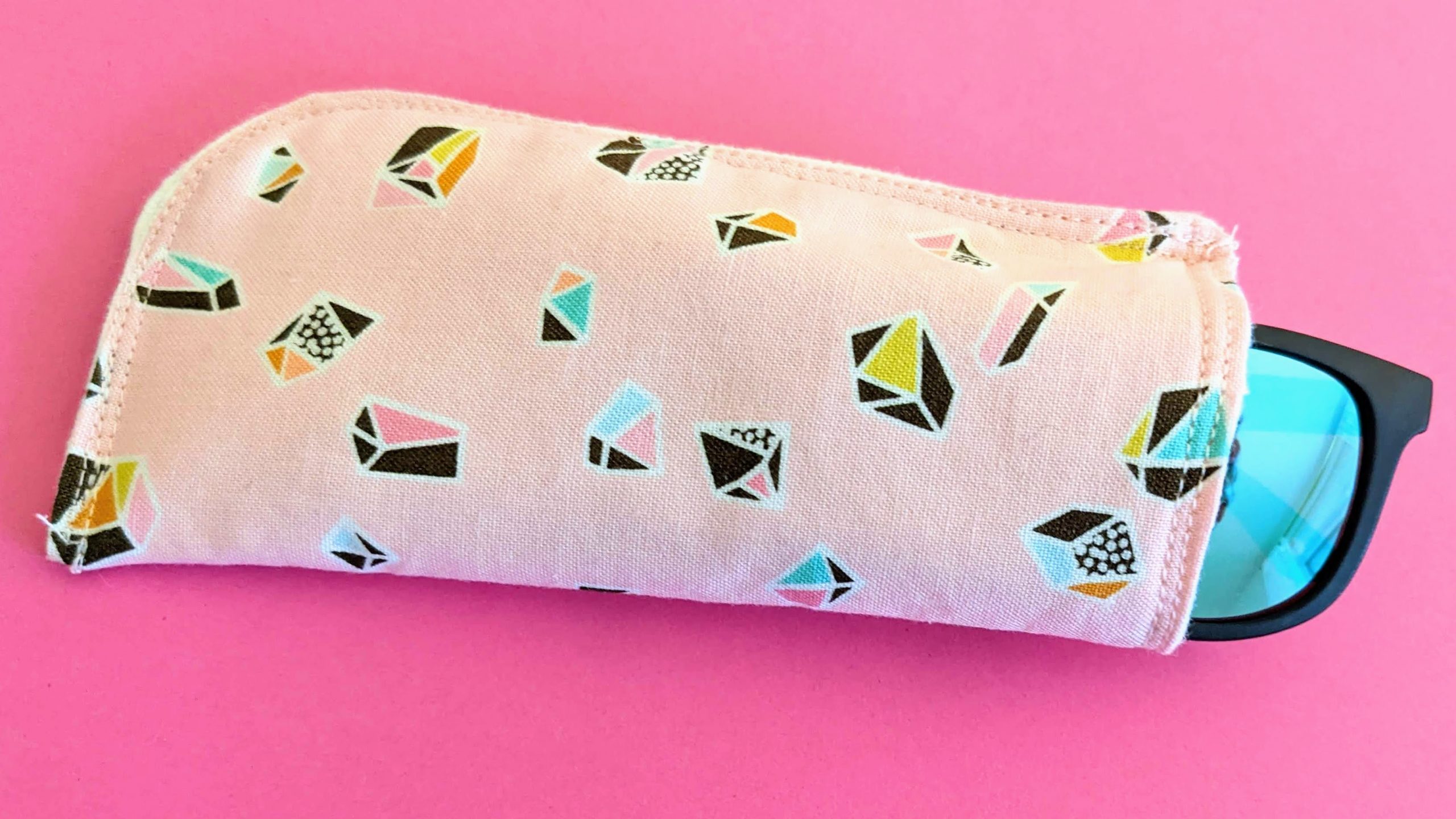 Easy Tiny Sunglasses Case PXL_20221017_185030151